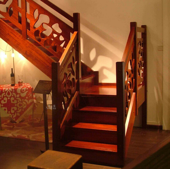 红猩楼梯