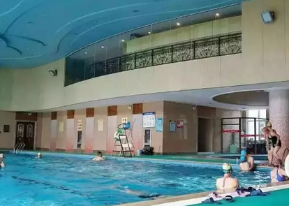 名流游泳健身俱乐部