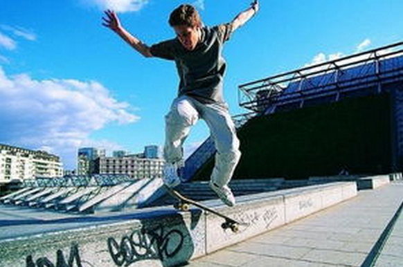MK skateboard