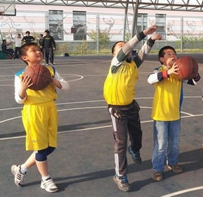 传奇篮球训练营活动