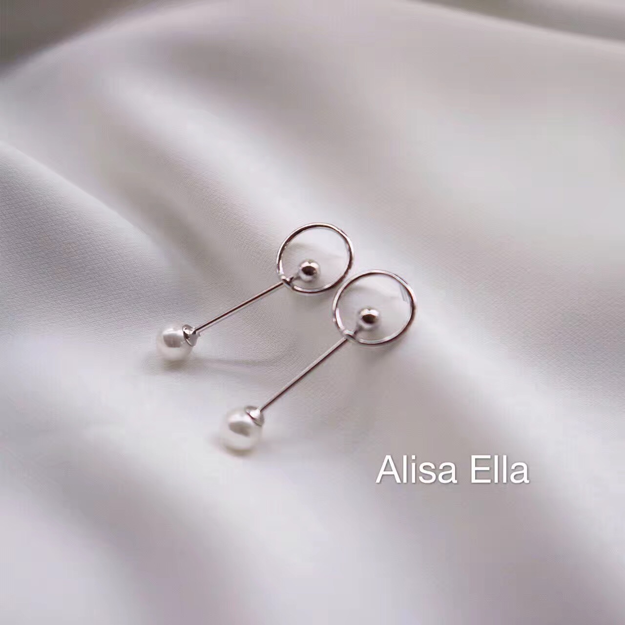 Alisa Ella