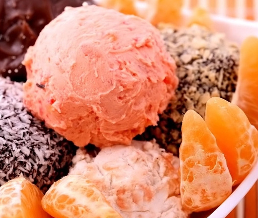 嬉爱意大利冰淇淋水果