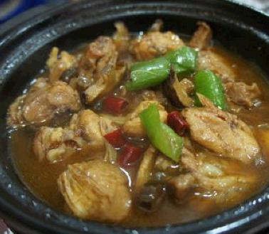 雅古布黄焖鸡米饭