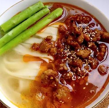 老上海辣肉面汤面