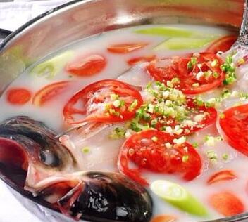 西红柿鱼火锅