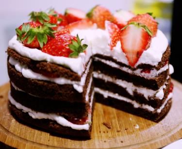青柚烘焙草莓蛋糕