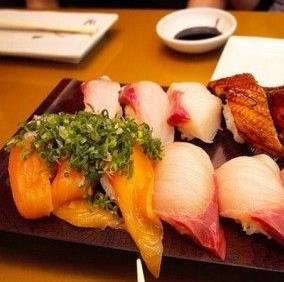 吃货寿司鳗鱼