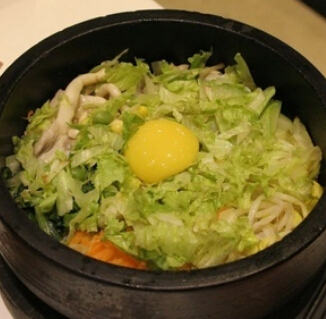 韩村石锅拌饭鸡蛋