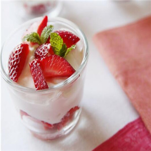 思蜜客酸奶草莓
