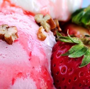 杰拉朵冰激凌草莓口味