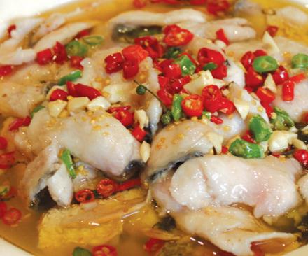 鸿陵酸菜鱼红青椒