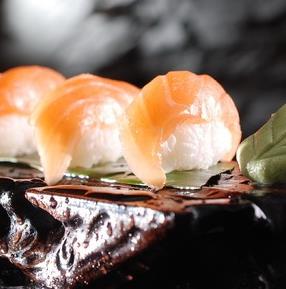 赤道寿司三文鱼