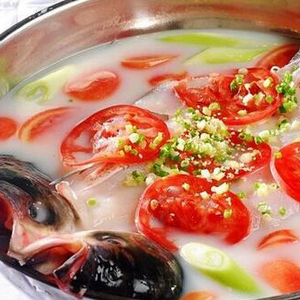 煳辣鱼火锅城番茄汤底