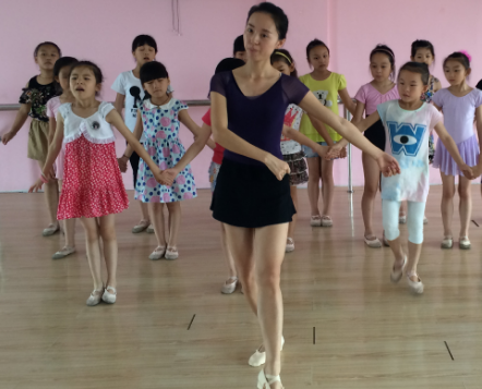 树梁文化艺术舞蹈培训