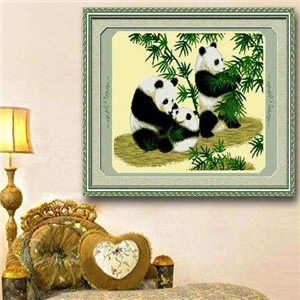十字绣熊猫