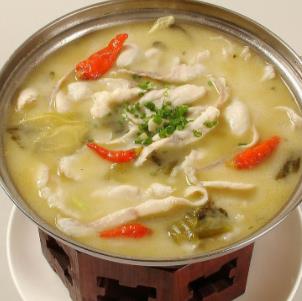 阿青酸菜鱼汤