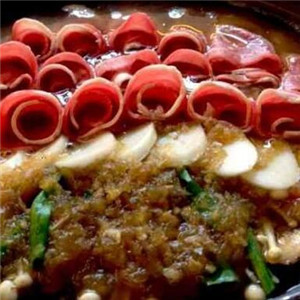 好有名重庆火锅料理美味