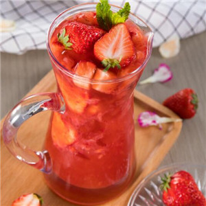 多米奶茶草莓