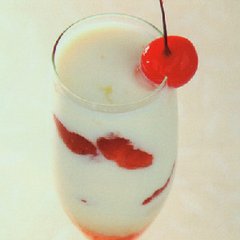 秀莱尔时尚水果饮品樱桃牛奶
