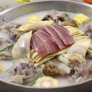 黔嗲贵州特色牛肉火锅新鲜