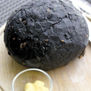 杨记烘焙食品黑球