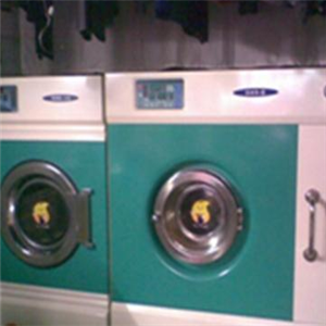 伊尔萨干洗店设备