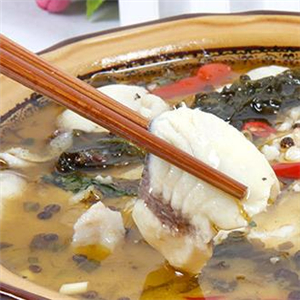 左小渔酸菜鱼米饭传统