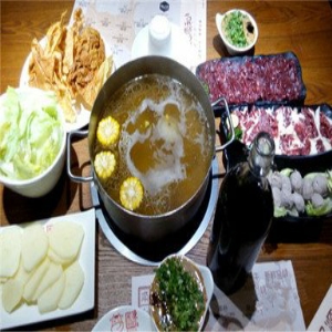 陈记牛肉潮汕火锅店配菜