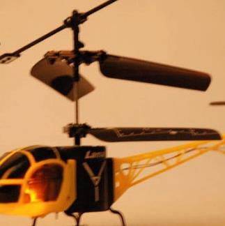 红金鱼玩具直升机