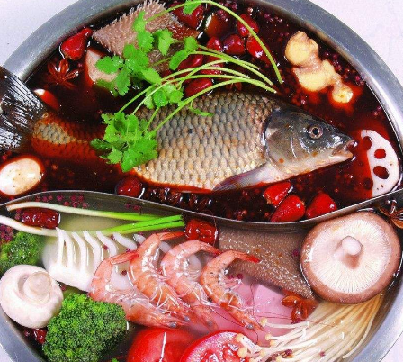 鱼汁鱼味养生火锅
