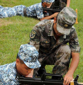 中国青少年军事夏令营培训