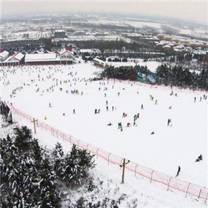 石京龙滑雪场大雪