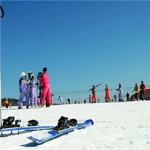石京龙滑雪场滑板