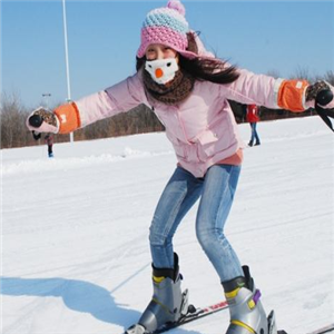 怀北国际滑雪场游玩