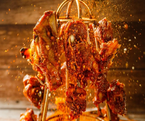 丽丽古尔新疆餐厅馕坑架子肉