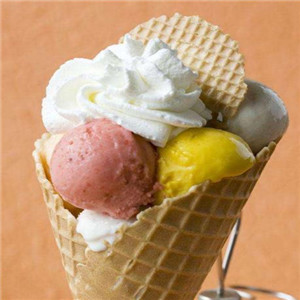 伊多乐冰淇淋冰凉