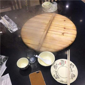 生产队大铁锅筷子