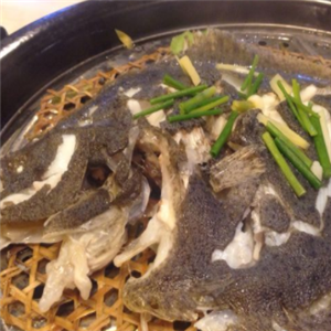 御锅宴蒸汽海鲜鱼