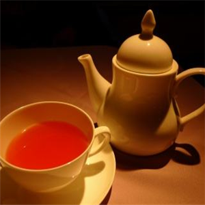 夏朵的茶红茶