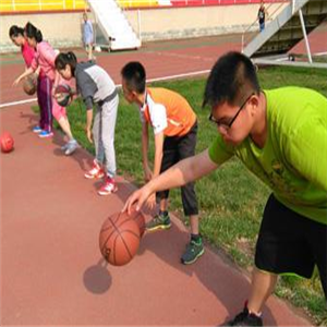 搏涛体育培训篮球