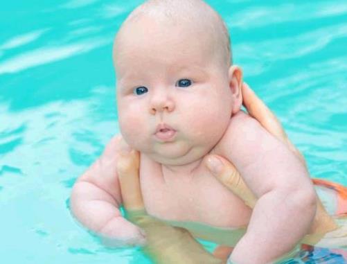 婴之海儿童游泳会所宝宝游泳