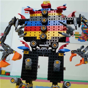 贝乐乐高机器人培训机器人