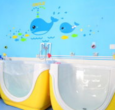 小鲸鱼婴幼儿游泳馆2个浴缸