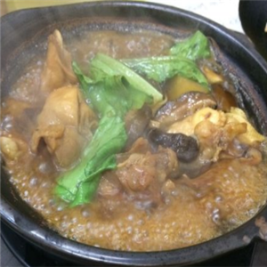 锅锅香黄焖鸡