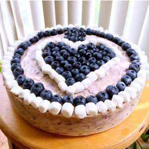 蓝莓酸奶慕斯蛋糕爱心