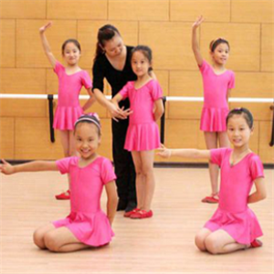舞魔方舞蹈培训儿童
