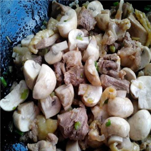 兰氏双孢菇食品炒肉