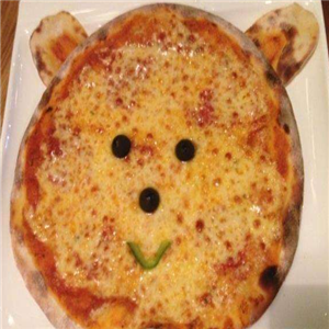 小熊披萨一个
