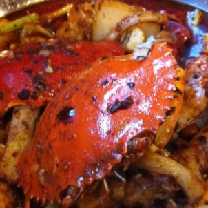 秦记香辣蟹中的红烧螃蟹