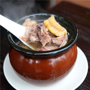 南昌瓦罐煨汤排骨汤